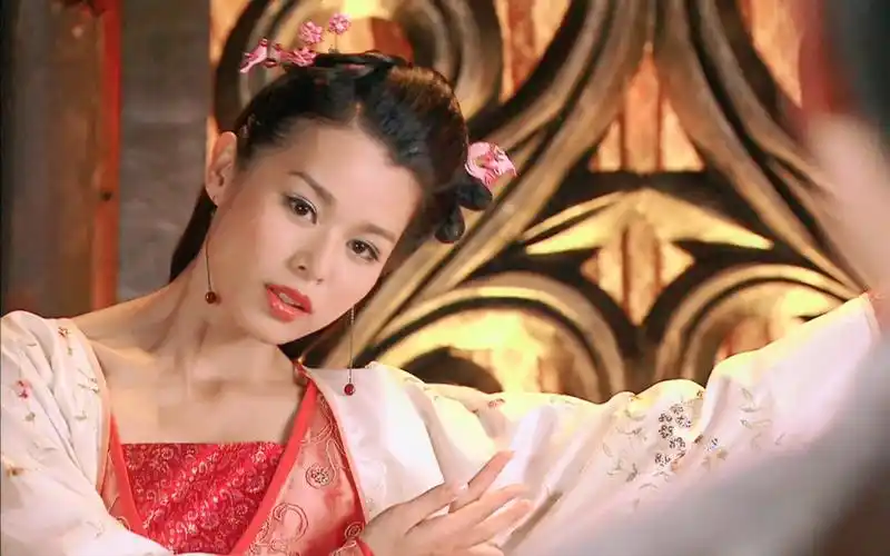 【美人心计】吕鱼的头饰与衣柜/6种造型/聪慧的庶女,终得善终