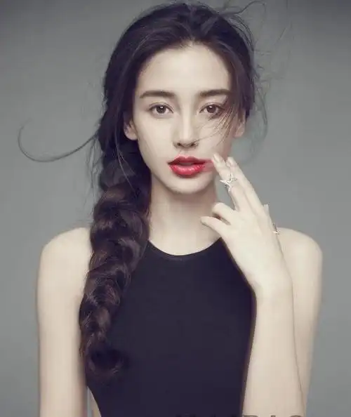 发量超多的女明星,除了范冰冰还有谁?