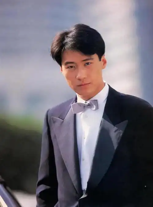 事实证明,四大天王中"最不起眼"的黎明,已经走上了另一条大道