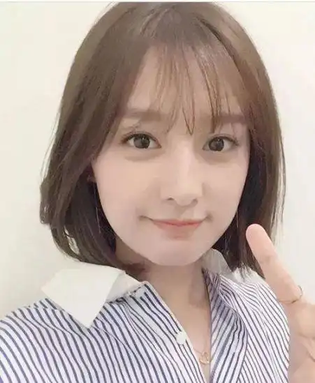 初中圆脸女生剪什么发型好 清纯校园风短头发设计