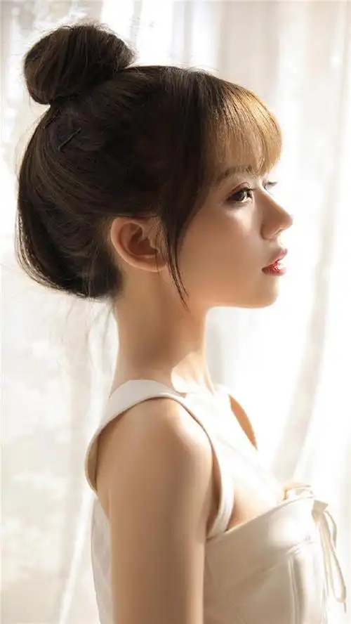 满屏活血保存于超高清唯美壁纸丸子头美女性感写真手机壁纸进入合集