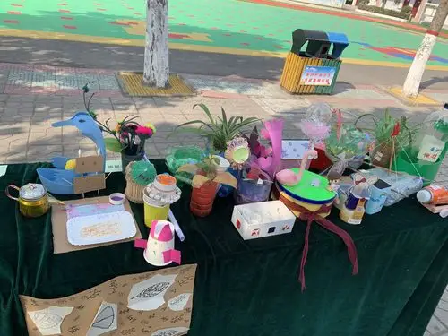 变废为宝,创意无限——钧台中心小学变废为宝活动展示
