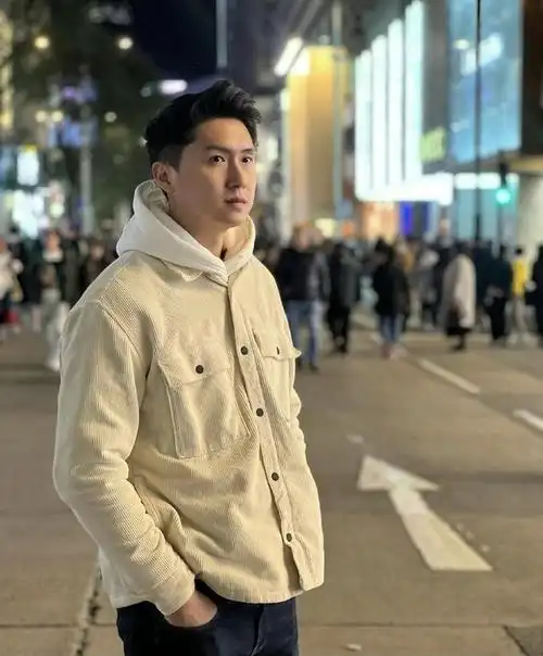 tvb视帝王浩信胞弟晒近况!从娱乐圈转投保险界,发福明显仍帅气