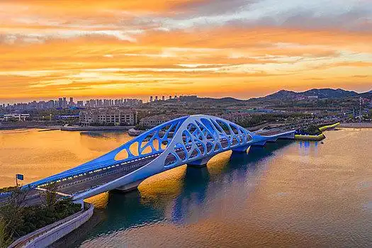 青岛城市风光网红桥