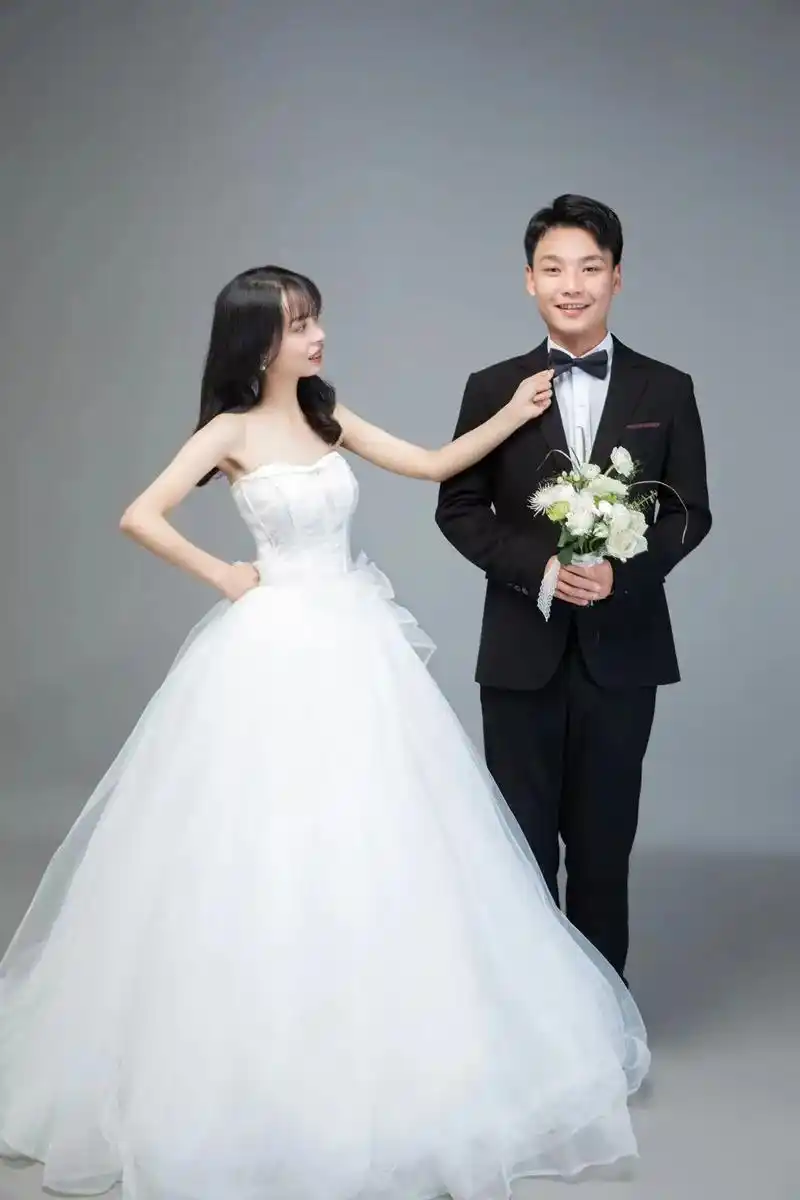 我宝贝儿子儿媳的婚期定于,2022年,2月11号,农历正月十 - 抖音