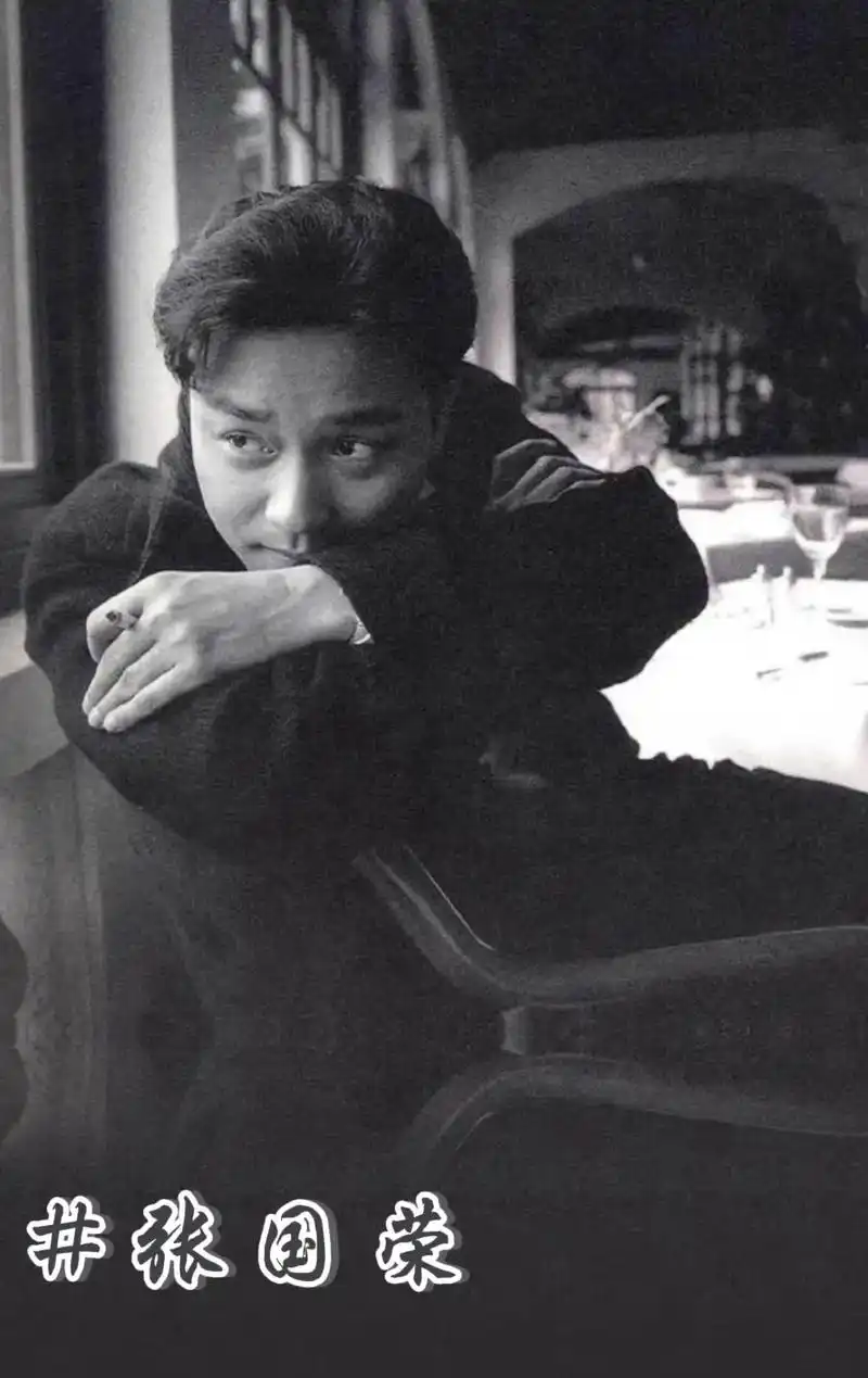 张国荣哥哥经典壁纸快收藏起来～  愿晚风将我吹吹进你心内 晚 - 抖音