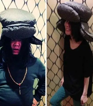 王菲晒搞笑"大帽"照