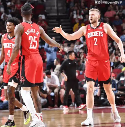 单节5中5吹响反攻号角:兰代尔临危受命17 9 队记盛赞如大梦降临_休斯