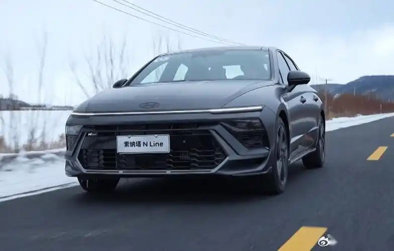 漠河试驾北京现代第十一代索纳塔-爱卡汽车爱咖号