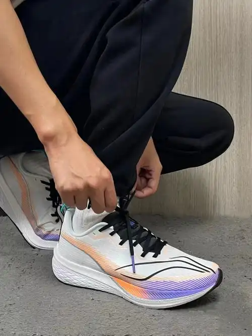 李宁赤兔6pro中考体侧男透气耐磨防滑轻量高回弹训练跑鞋armt013