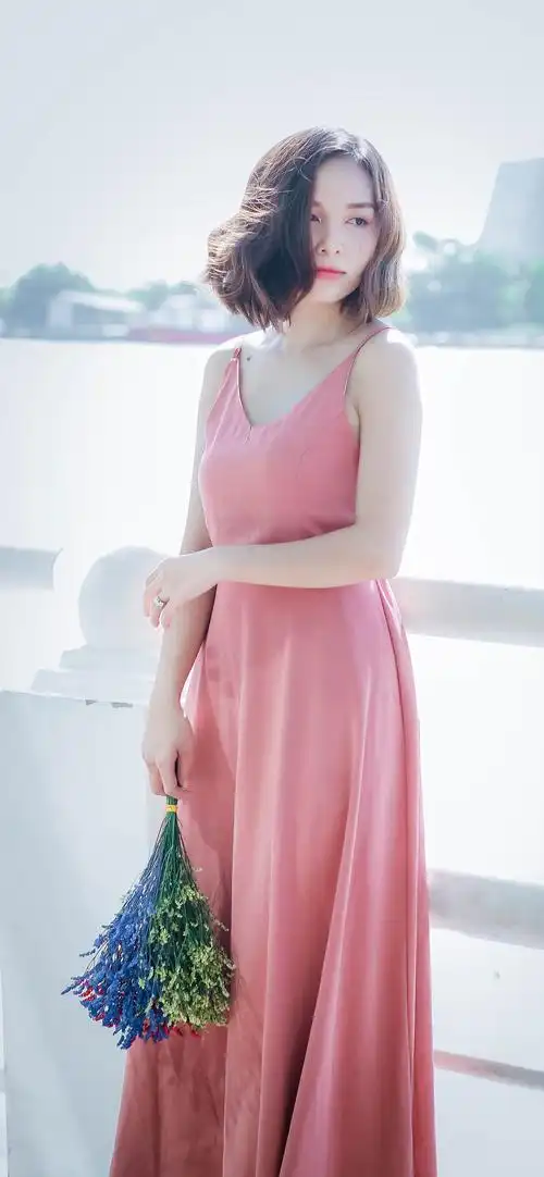 做一个优雅安静的淑女