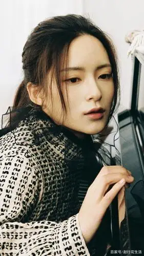 孙安可高清壁纸:清纯唯美,尽显魅力