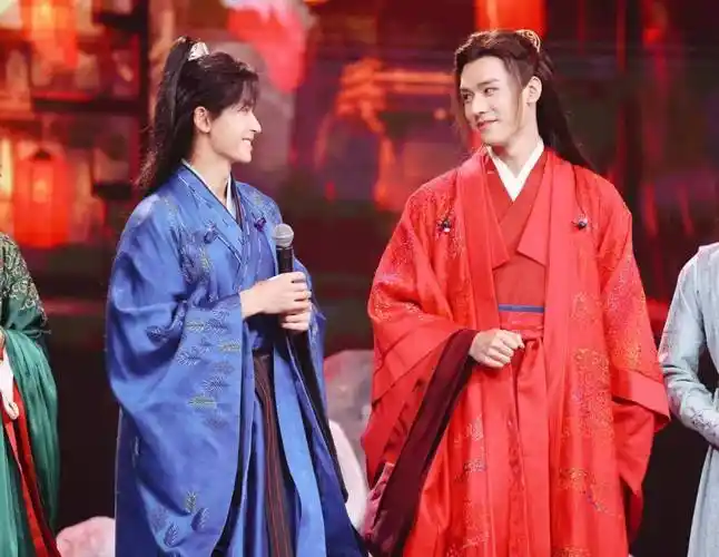 山河令演唱会全员跑调笑死山人回谁说我们是来听歌的