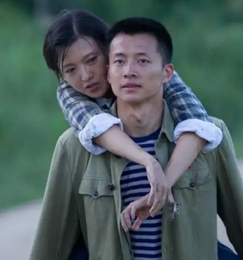 演员唐曾生活中的女友是谁(演员唐曾在干嘛)