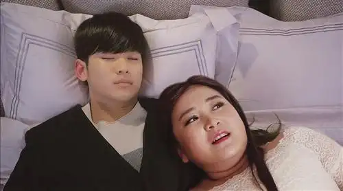 韩剧《来自星星的你》大热,湖南卫视《百变大咖秀》也加入恶搞都