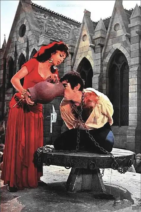 老电影《巴黎圣母院》:艾丝美拉达,"20世纪的蒙娜丽莎"