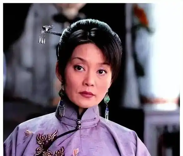 "恶婆婆专业户"潘虹:在剧中我霸气凌人,现实中却守不住前夫_事业_家山