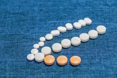 生活医疗素材,一堆各种大小药片