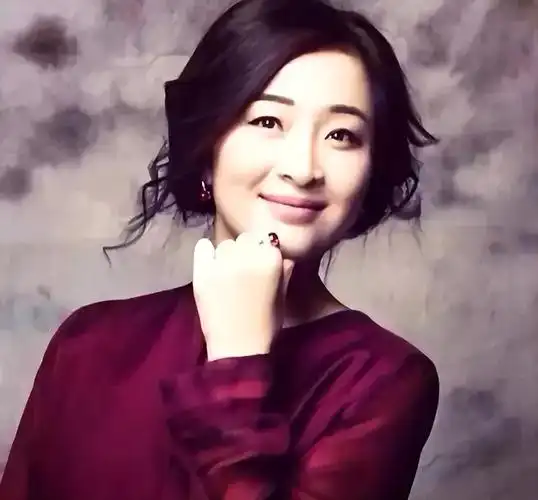 张嘉译前任老婆叫什么名字(张嘉译前妻是刘威葳还是杜珺)_金纳莱网