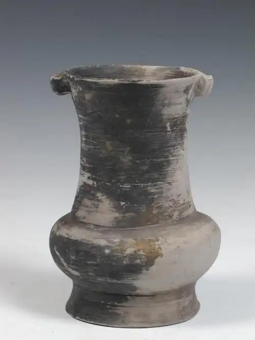 黑陶壶 良渚文化 杭州市余杭区长坂遗址出土 浙江省博物馆藏