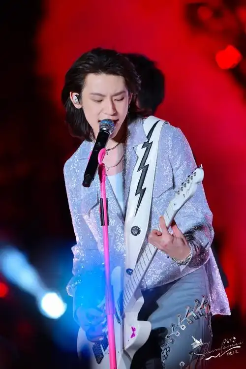 小鬼王琳凯音乐节##小鬼演唱会前最后一场音乐节