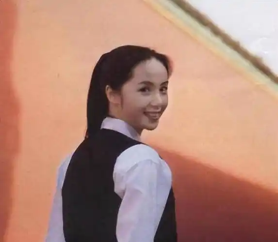 纪实看了蒋雯丽的旧照,才明白:顾长卫,王全安为啥相继沦陷