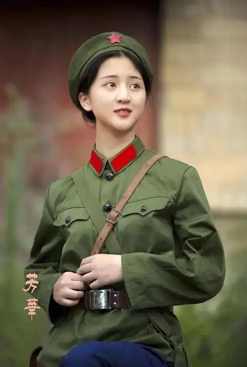 "世上有朵美丽的花,那是青春吐芳华.