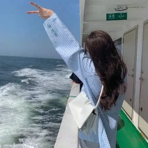 的个性唯美背影头像情侣一人一张好朋友不分男女长发女生背影唯美头像