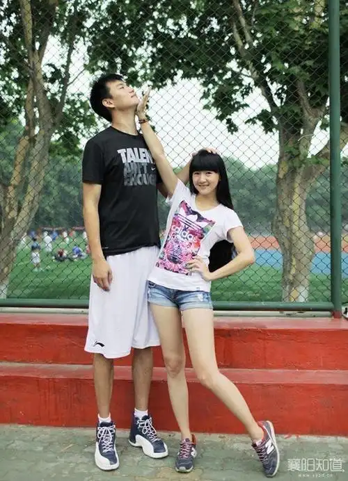 最萌身高差分手的原因竟是这个.