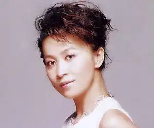 娱乐圈面相很凶的七大美女(组图)