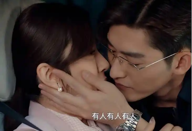 娱乐圈的"假戏真做",祸害了不少女明星_张翰_黄轩_杨幂