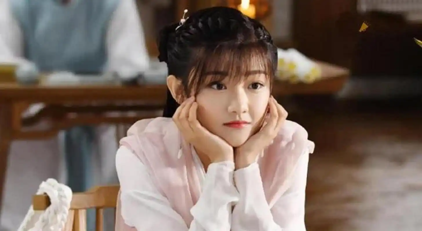 许凯《天舞纪》女装剧照曝光 女装扮相造型雷人