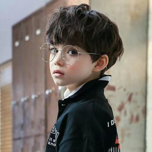 儿童假发男孩帅气短发2-3-6岁小孩拍照写真修脸刘海发型整顶发套