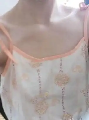 平胸大赛走红比谁是最平胸有木有