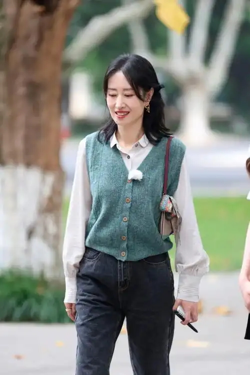 刘敏涛亮相综艺非来不可