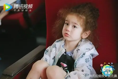 《放开我北鼻3》明明是看萌娃,可陈学冬黄景瑜王嘉尔好像更萌?