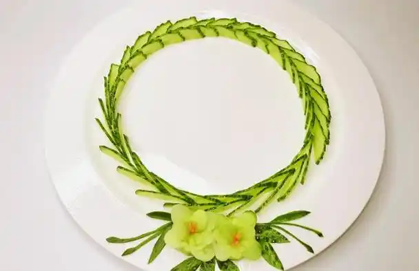 分享9种万能摆盘,啥菜都能用,发朋友圈人人夸 - 洛雪网