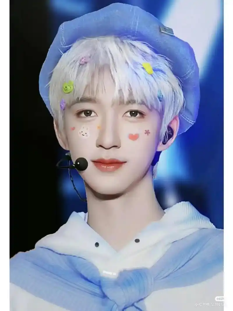 时代少年团之贺峻霖 - 抖音