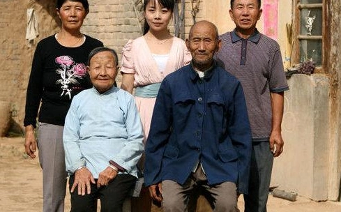 国家一级演员王二妮结婚生子弃名利回农村揭露上亿女性心酸事