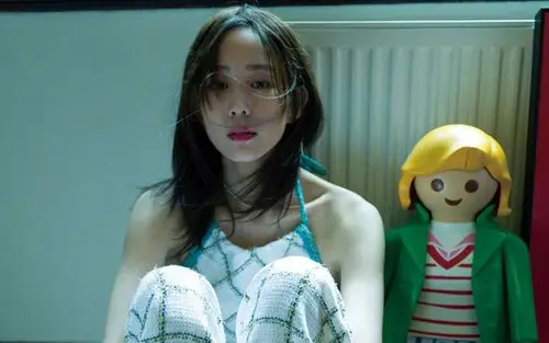 张钧甯时尚性感高清桌面壁纸