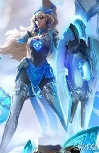 出来的是五个角色的皮肤原画,但是c位除了凯南,最显眼的也就是日女了