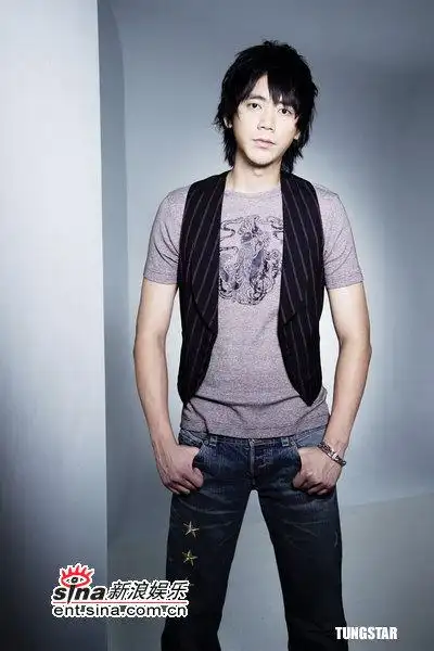 资料图片信乐团阿信精彩写真7