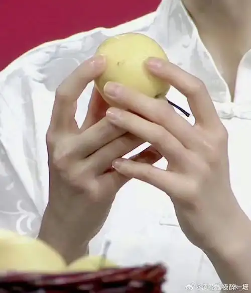 【#我担安利区#】78 手控盛宴,优雅呈现!修长,白皙,骨节分明.