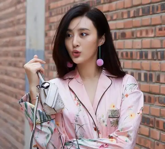 《特种兵火凤凰》10年后演员现状,安然低调结婚,唐笑笑变化太大