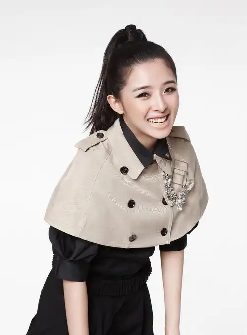 p>张含韵,1989年4月9日出生于四川省德阳市旌阳区,中国内地流行乐女