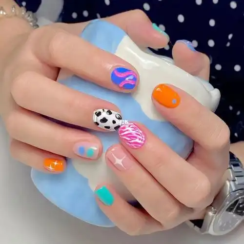 分享#夏天美甲#夏日美甲#可爱美甲#宿舍美甲#塑料风美甲#亲手晒美甲