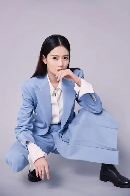 王媛可盐系甜酷写真图片39