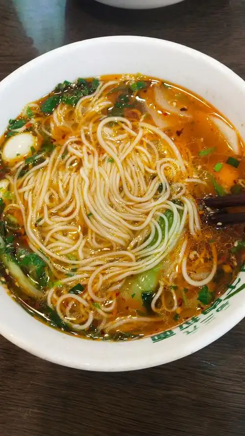 喝完酒的深夜有没有想来这样一碗面条美呆了原相机拍的没有任何调色