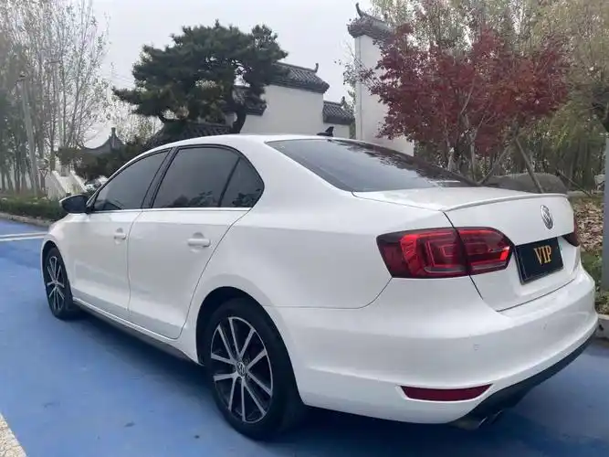 大众 速腾  2014款 改款 1.4tsi 自动豪华型图片