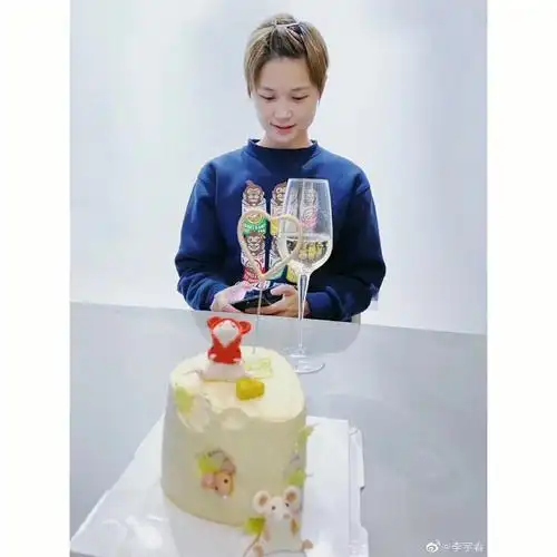 李宇春生日粉丝捐款刷屏金额达108万余元